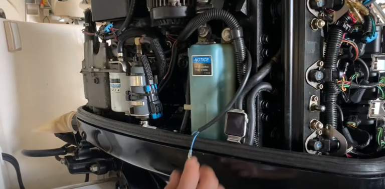 How to Bleed Mercury Oil Tank