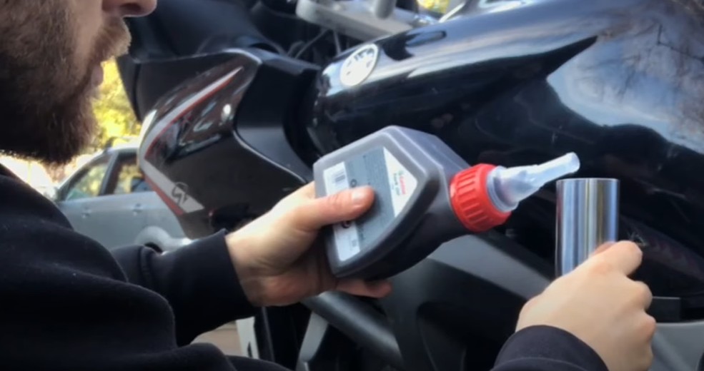 How to Change Fork Oil