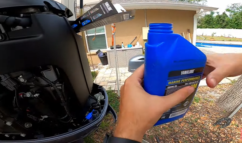 Change Oil Yamaha 115 4 Stroke Outboard