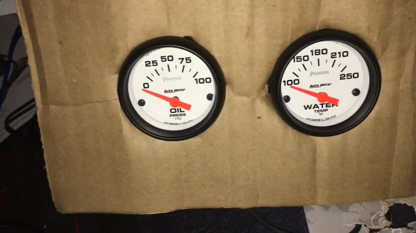 How Does an Electric Oil Pressure Gauge Work