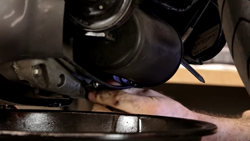 How to Change Oil on Goldwing 1800