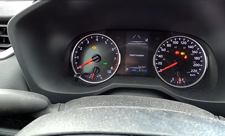 How to Check Oil Percentage in Toyota Rav4