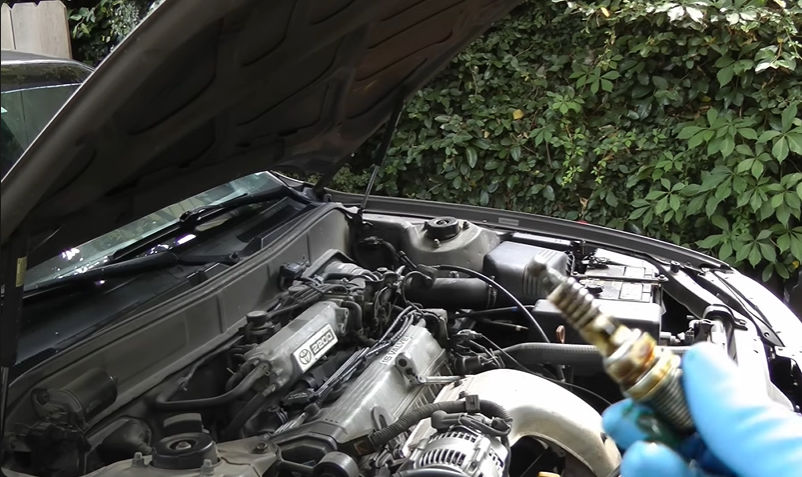 How to Fix Oil on Spark Plugs