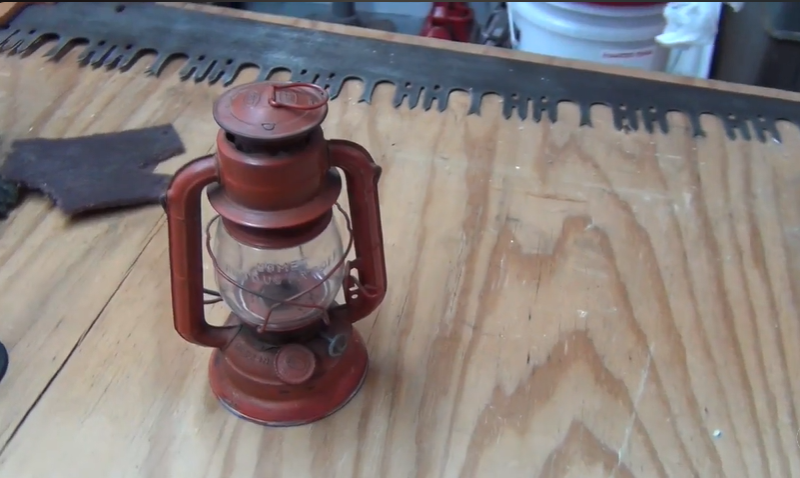 How to Fix a Leaking Oil Lamp