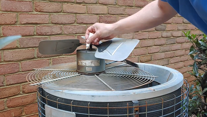 How to Oil a Condenser Fan Motor