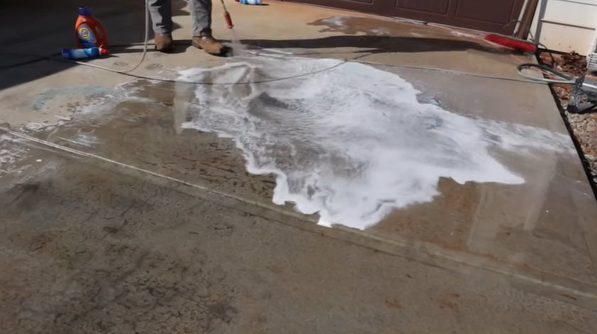 How to Remove Oil And Transmission Fluid from Concrete