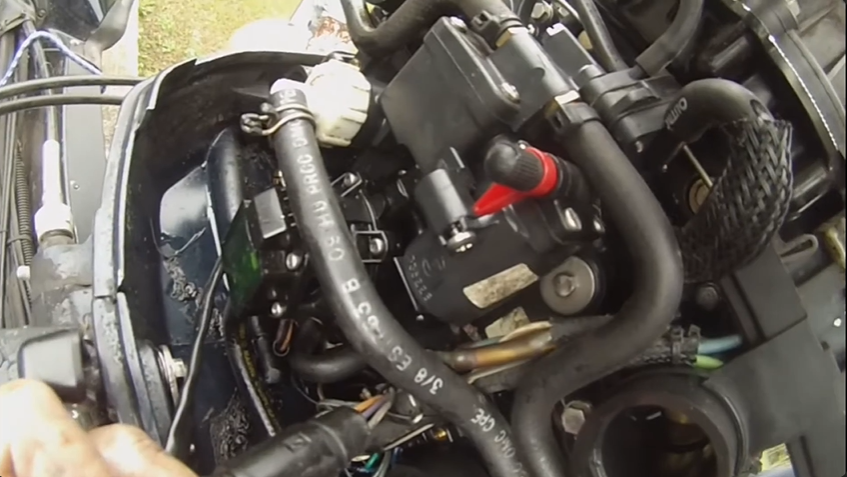 How to Remove Oil Injection Evinrude Outboard