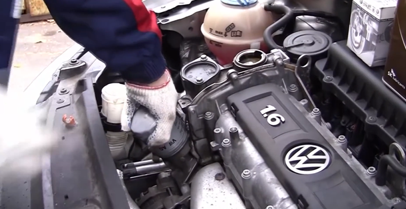  Thicker Oil in a High Mileage Engine