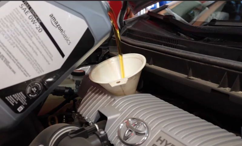 What Kind of Oil Change Does a Prius Need