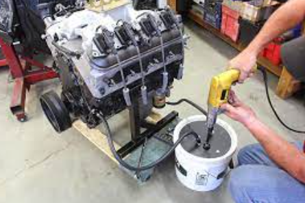 Prime an Engine With Oil?