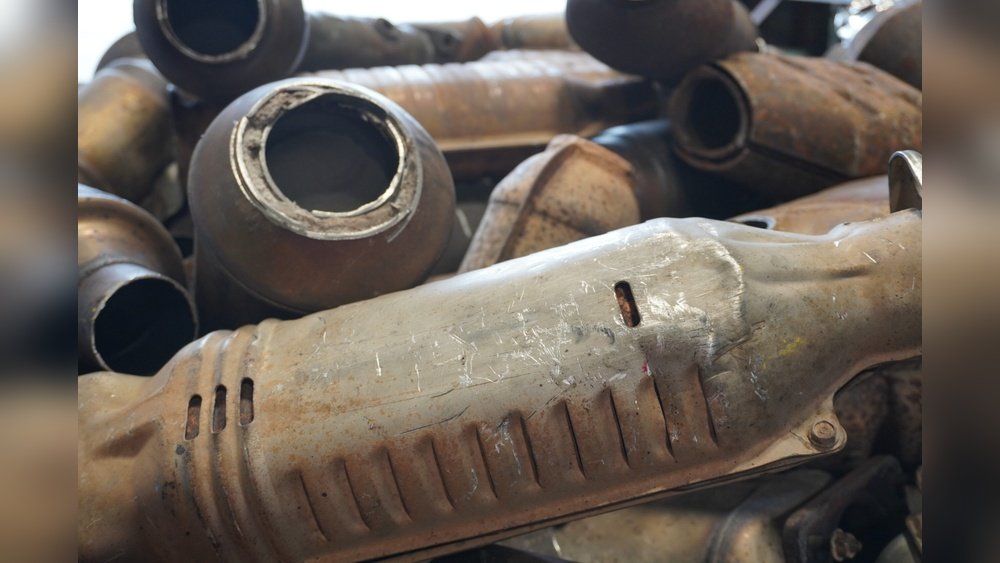 Is It Dangerous to Drive With a Bad Catalytic Converter? Risks Revealed